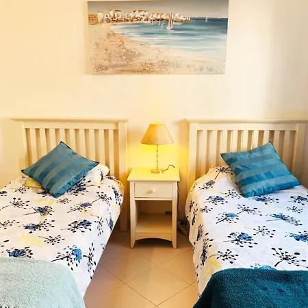 Apartment Windmill Hill *